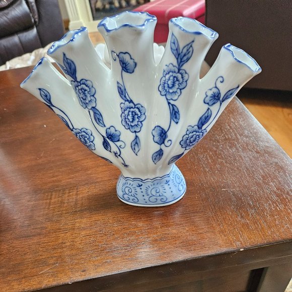 Accents Five Finger Vase Bella Casa By Ganz Blue And White Floral Poshmark